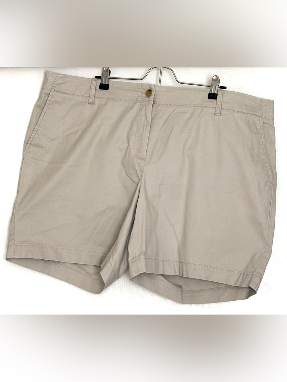 Talbots Relaxed Chino Shorts 7” Khaki Size 18W